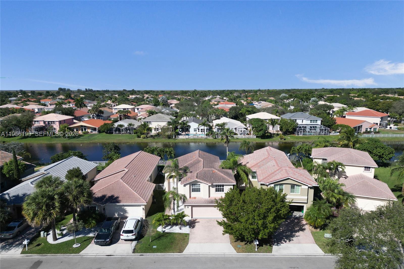 WYNDHAM CIRCLE - Residential