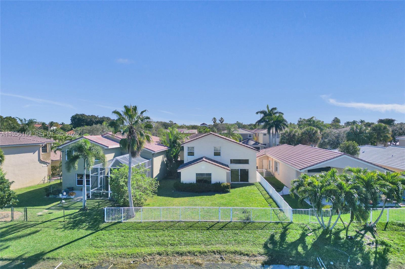 WYNDHAM CIRCLE - Residential