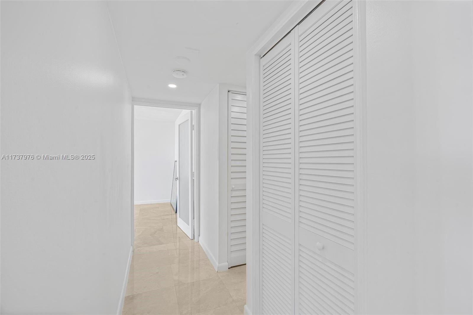 CHARTER CLUB CONDO - Residential