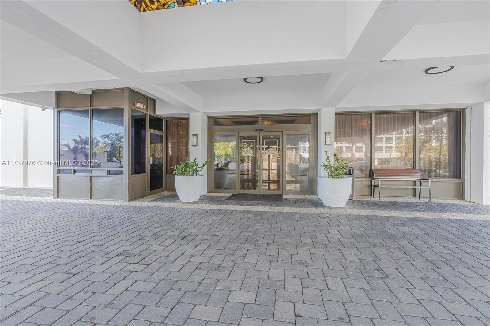 CHARTER CLUB CONDO - Residential