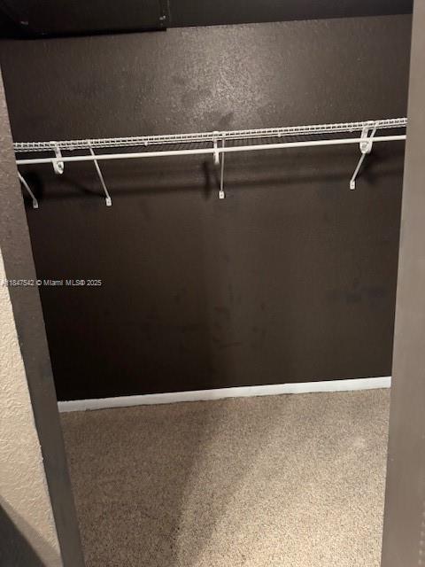 QUATRAINE CONDO III - Residential