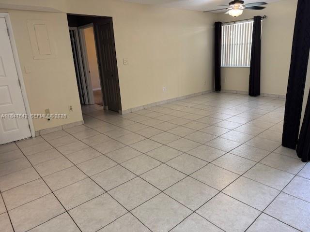 QUATRAINE CONDO III - Residential