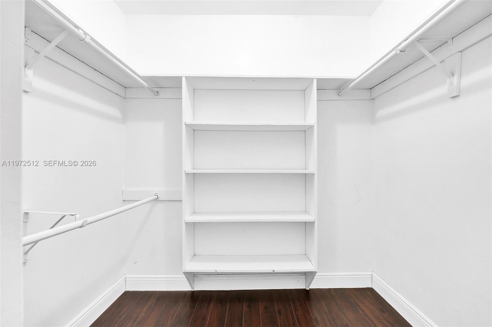 HOLLYWOOD HILLS AMEN PLAT - Residential