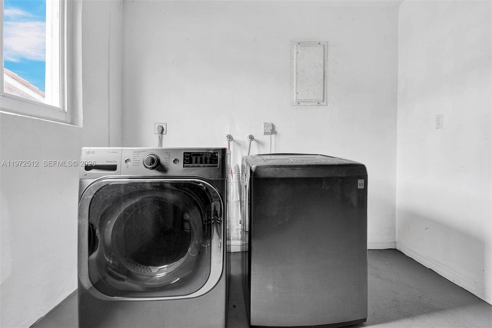 HOLLYWOOD HILLS AMEN PLAT - Residential