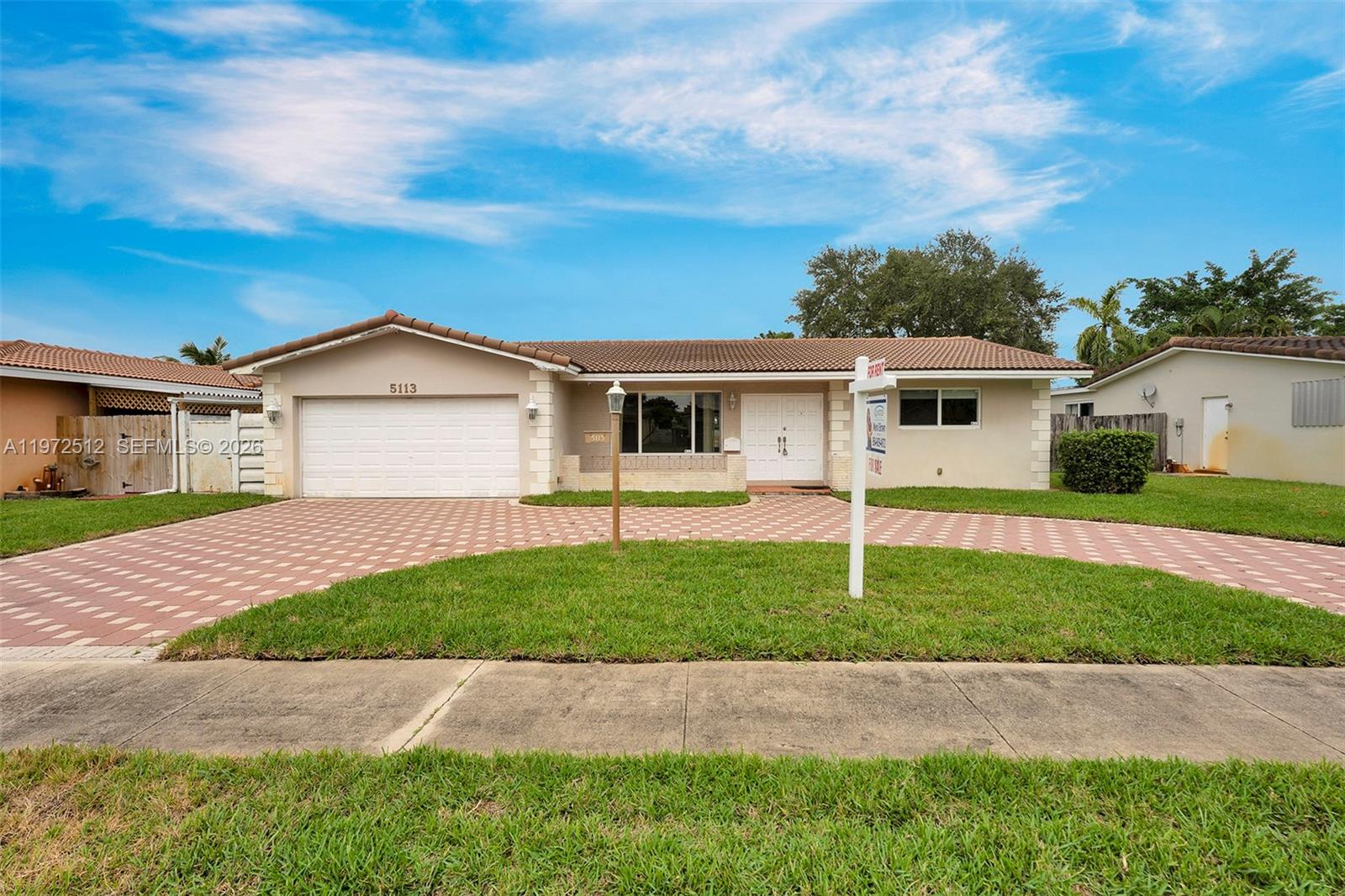 HOLLYWOOD HILLS AMEN PLAT - Residential