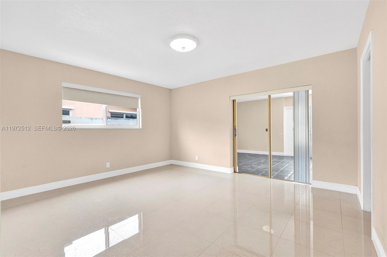 HOLLYWOOD HILLS AMEN PLAT - Residential