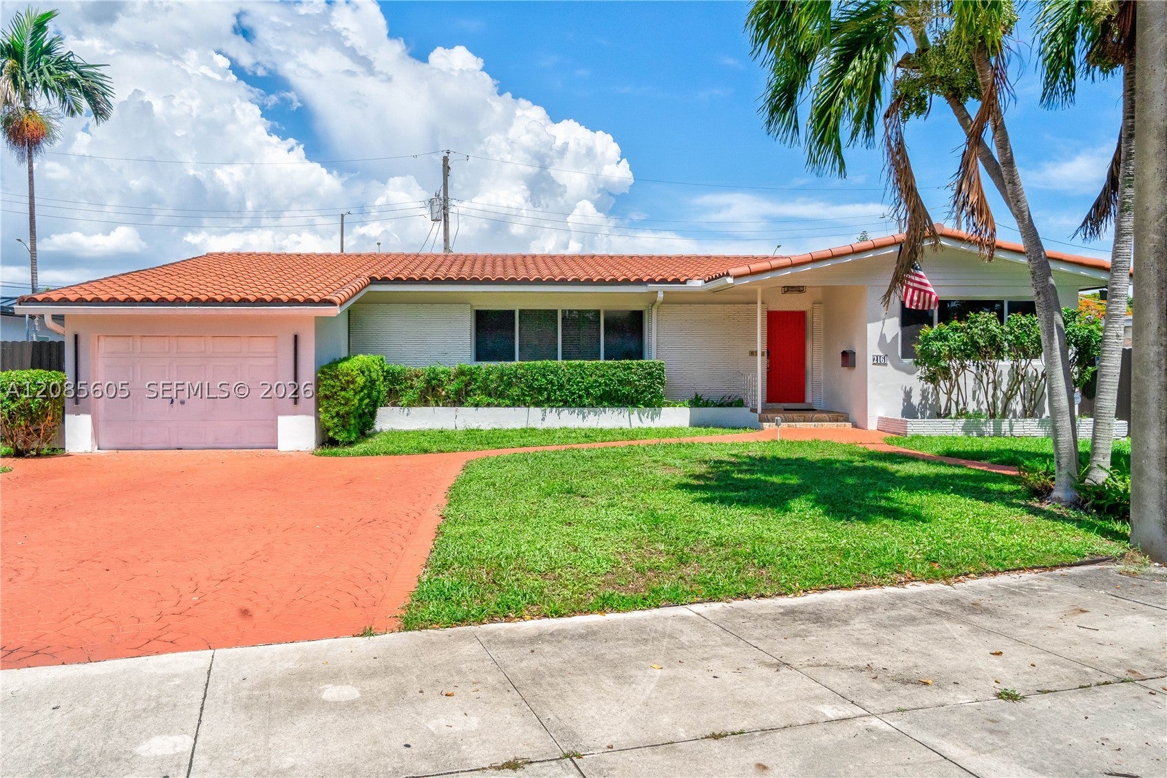 2161 NE 171st St, North Miami Beach FL 33162