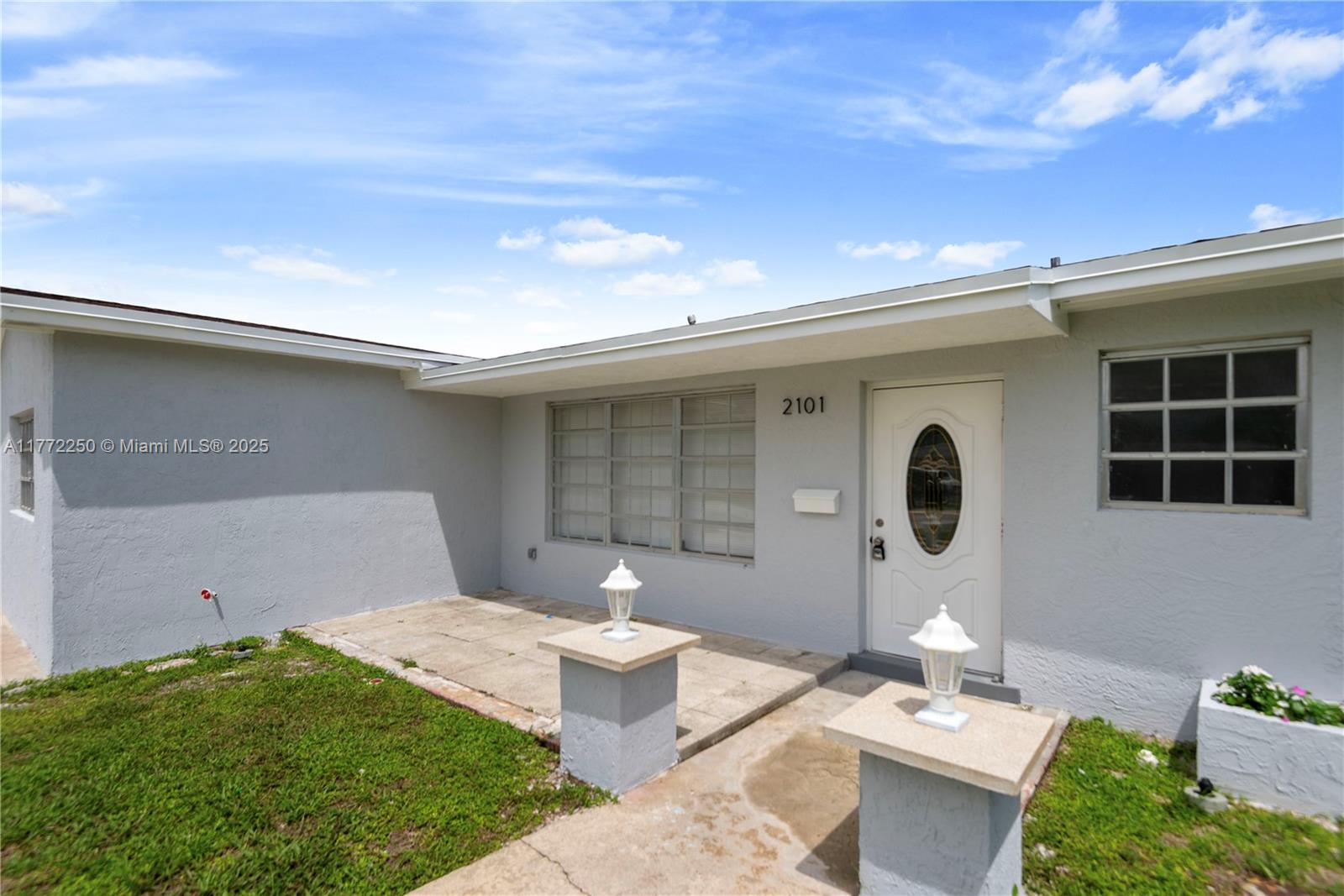 2101 NW 85th Way