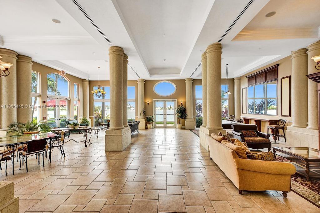 PORTO BELLAGIO CONDO - Residential
