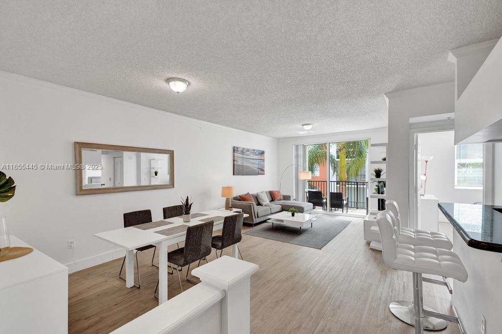 PORTO BELLAGIO CONDO - Residential