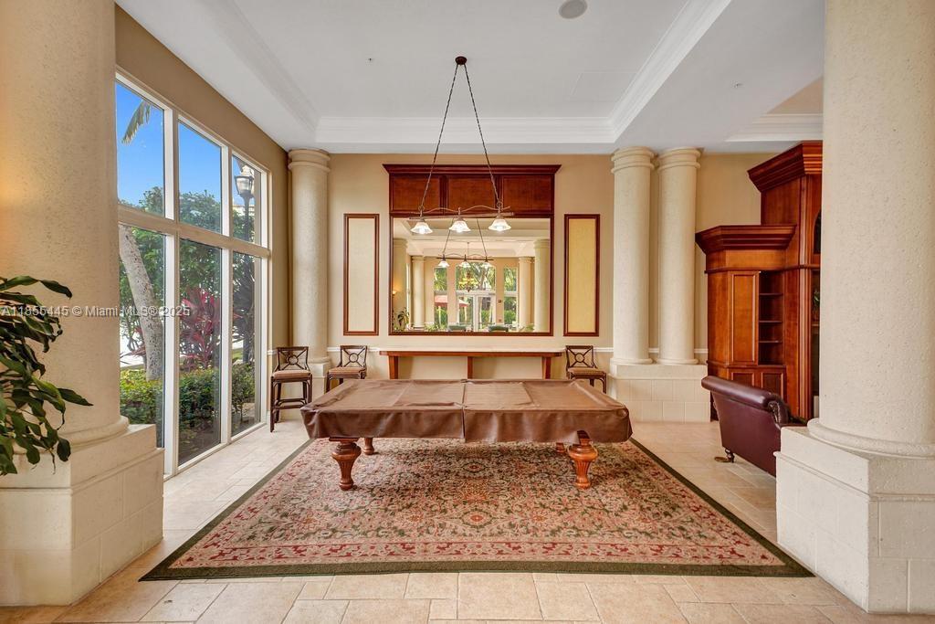 PORTO BELLAGIO CONDO - Residential