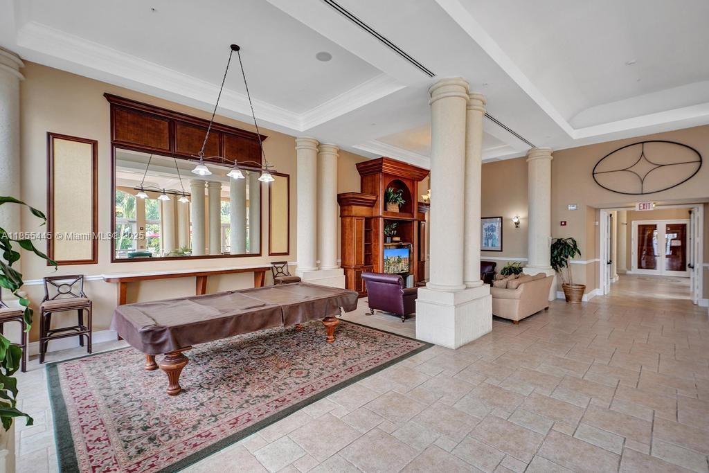 PORTO BELLAGIO CONDO - Residential