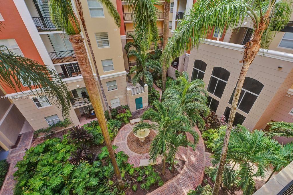 PORTO BELLAGIO CONDO - Residential