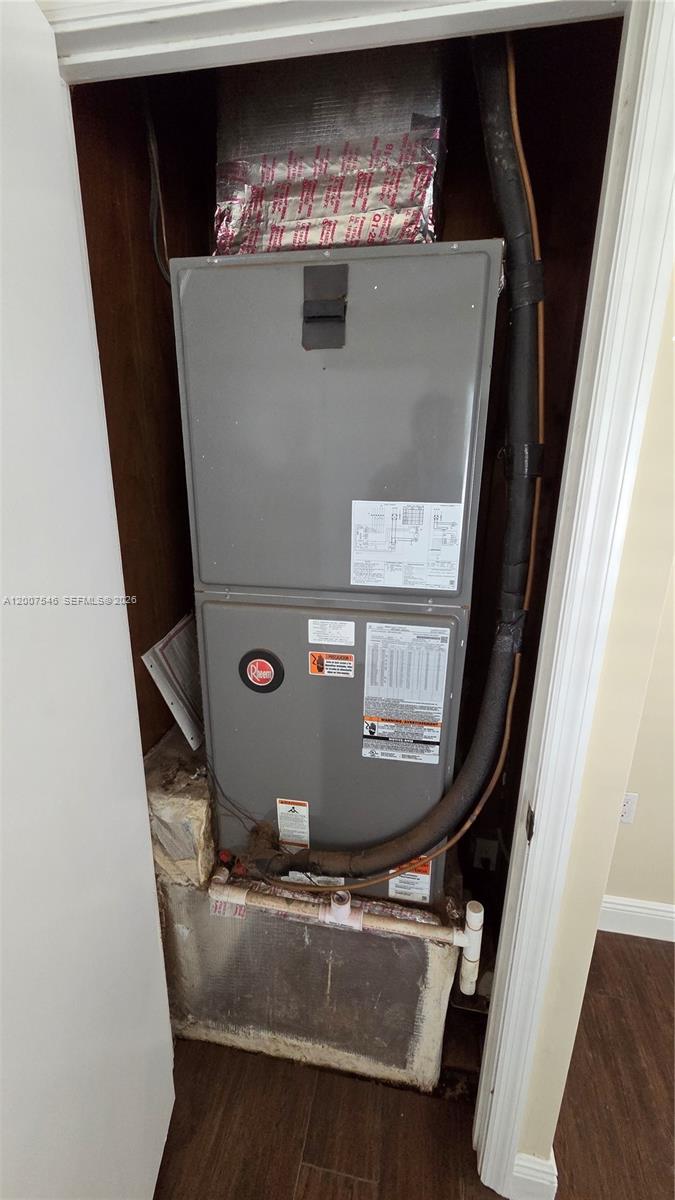 INGLESIDE PARK REV - Residential