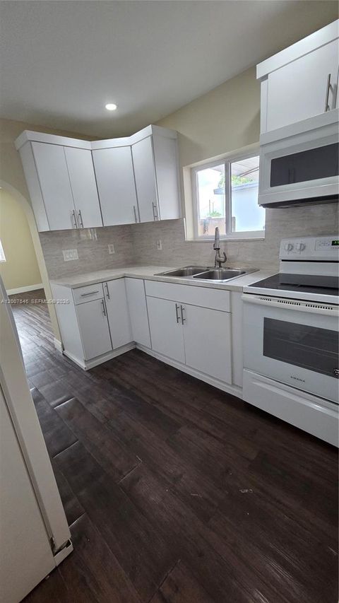 Tiny photo for 4795 E 8th Ct, Hialeah, FL 33013 (MLS # A12007546)