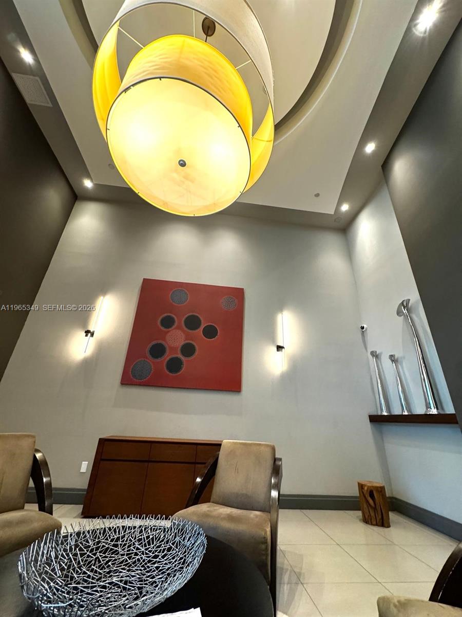 NORDICA CONDO - Residential