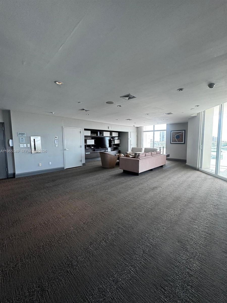 NORDICA CONDO - Residential