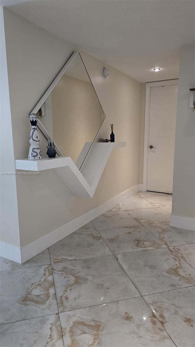 REEF EAST CONDO - Residential