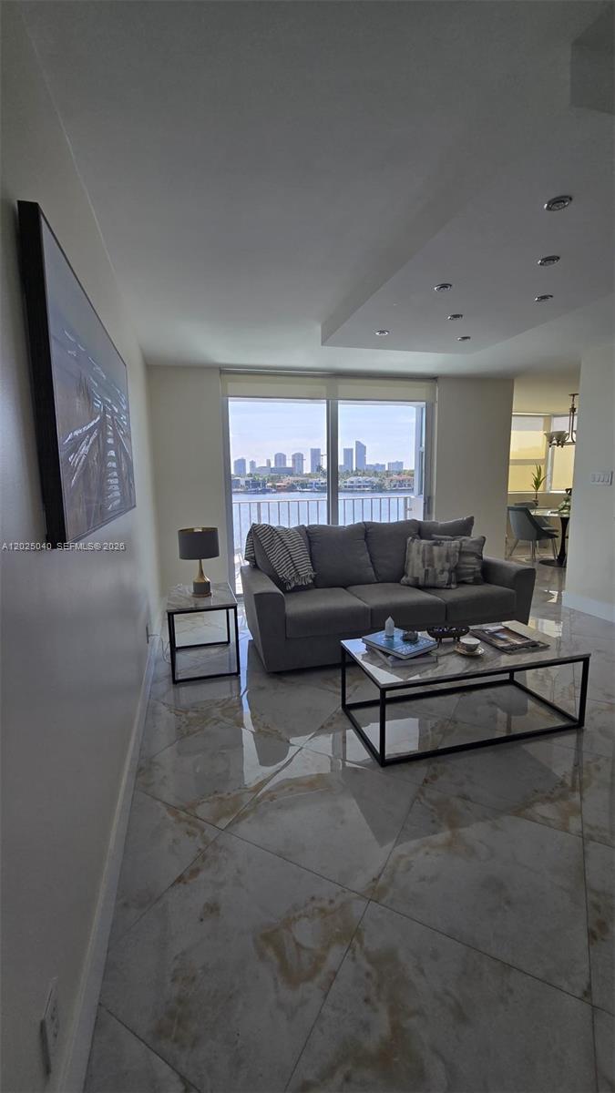 REEF EAST CONDO - Residential