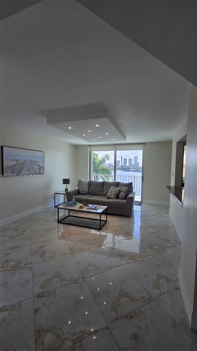 REEF EAST CONDO - Residential