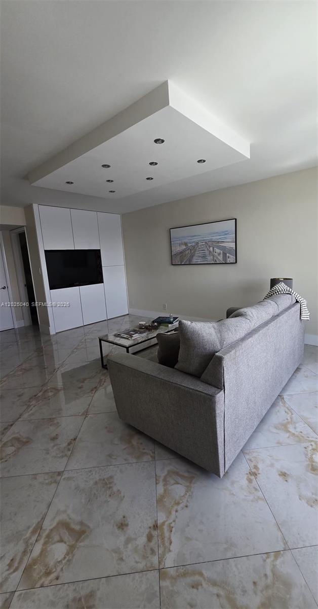 REEF EAST CONDO - Residential