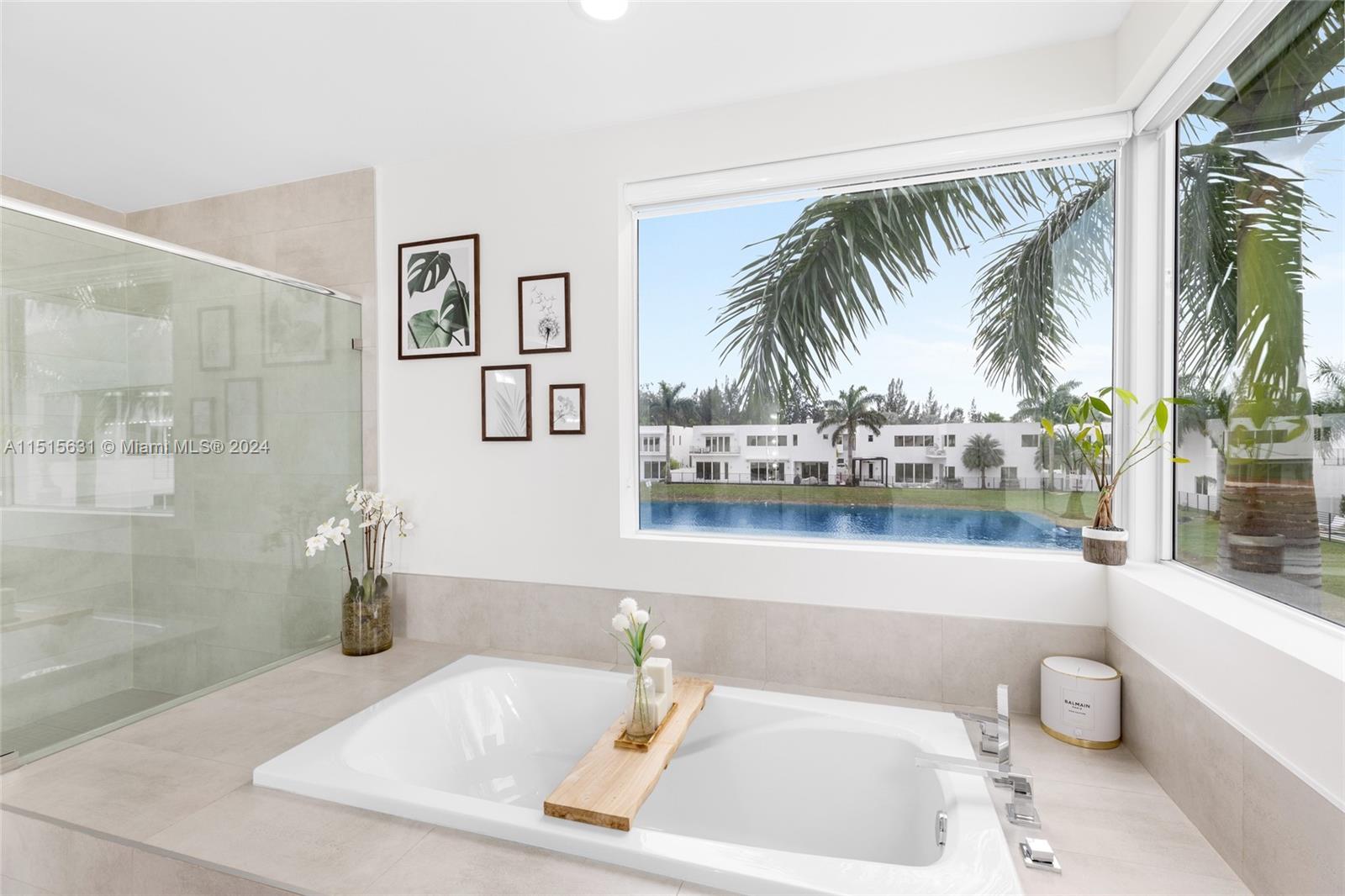 DORAL COMMONS RESIDENTIAL - Residential