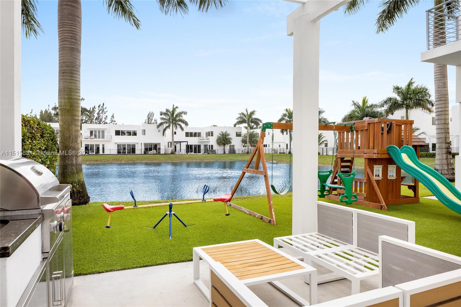 DORAL COMMONS RESIDENTIAL - Residential
