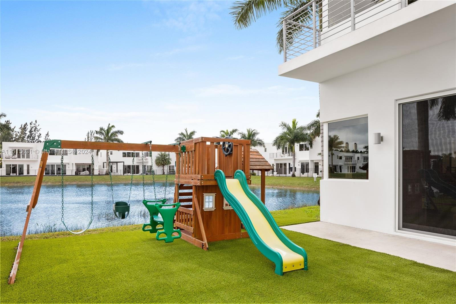 DORAL COMMONS RESIDENTIAL - Residential