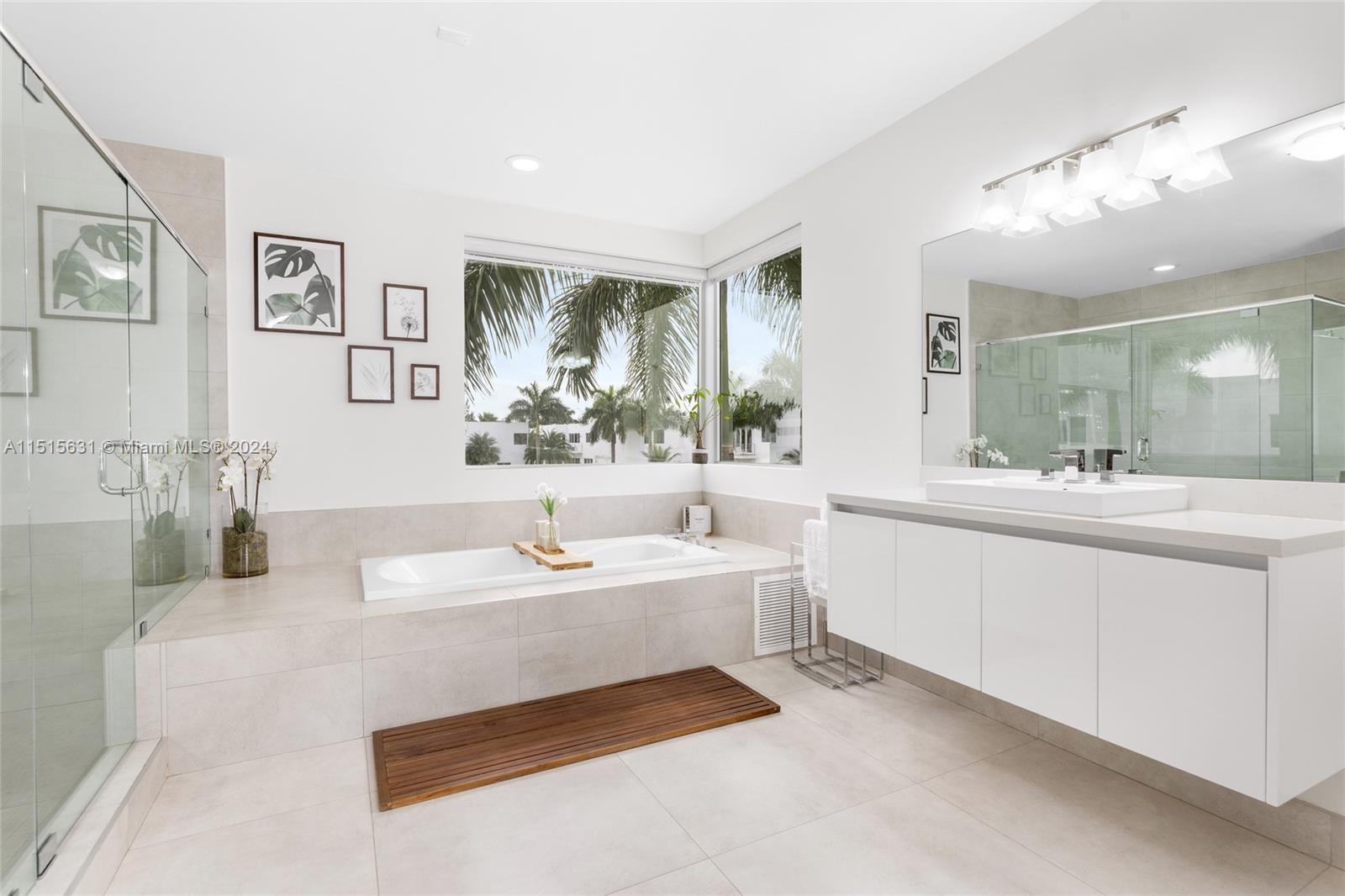DORAL COMMONS RESIDENTIAL - Residential
