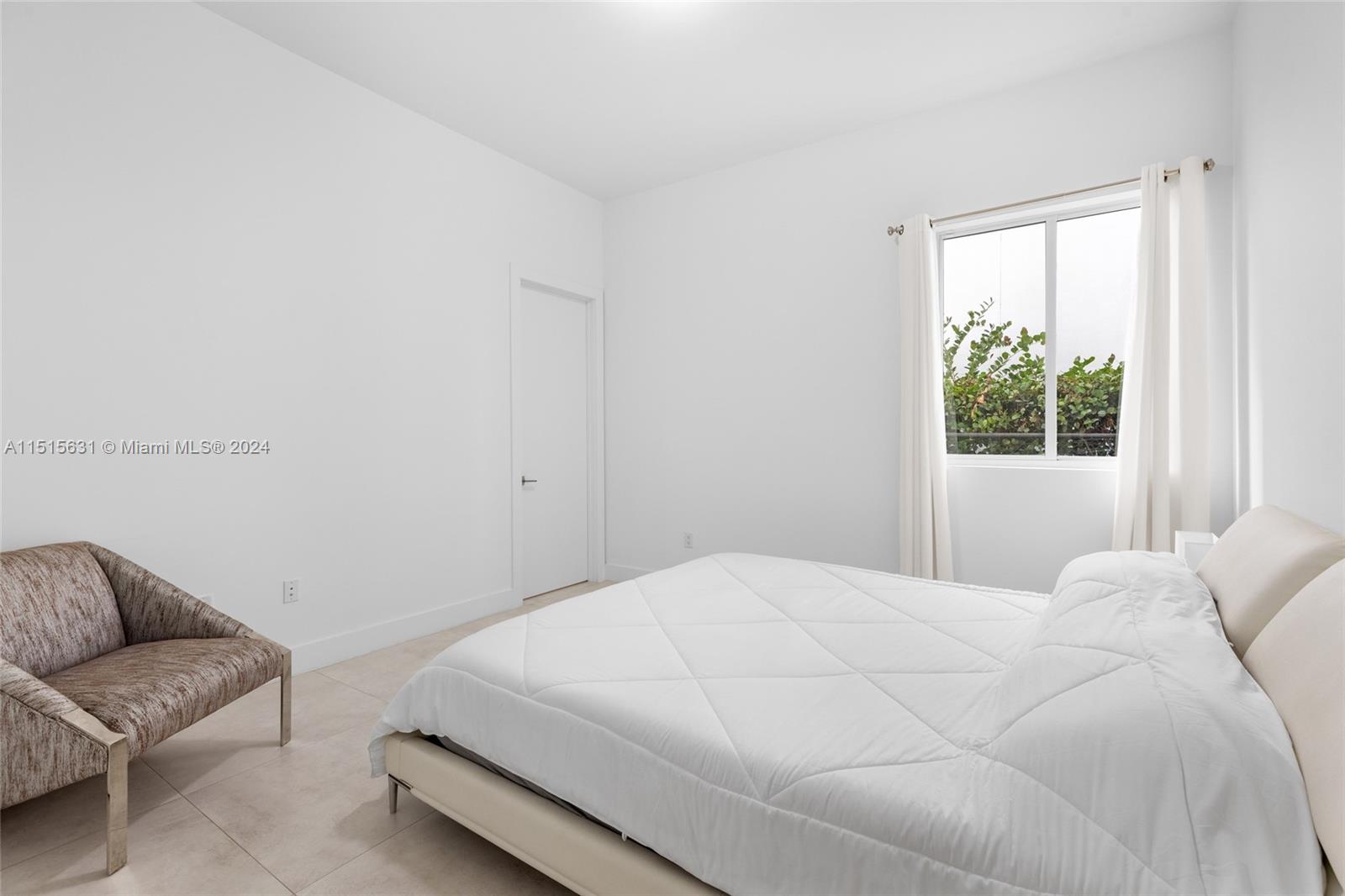 DORAL COMMONS RESIDENTIAL - Residential