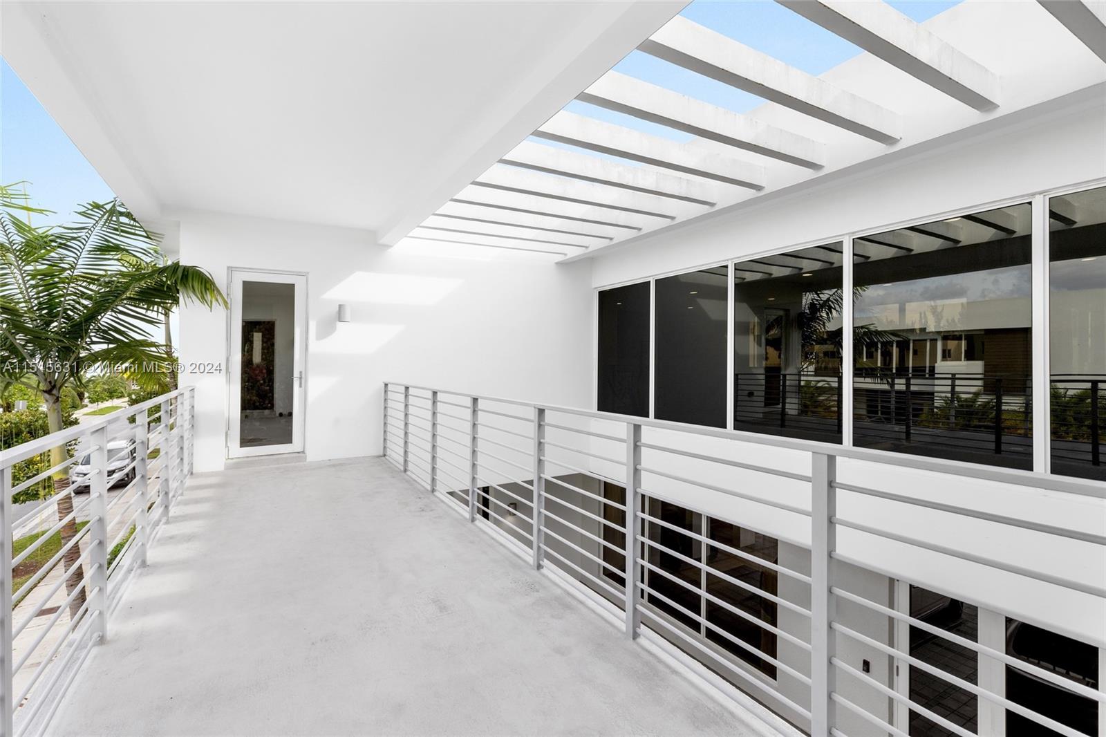 DORAL COMMONS RESIDENTIAL - Residential