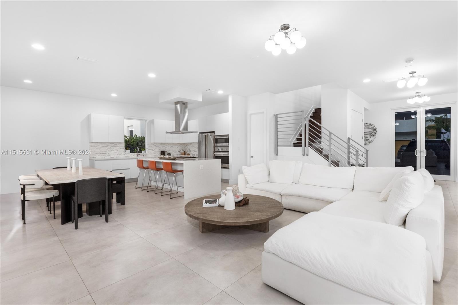 DORAL COMMONS RESIDENTIAL - Residential