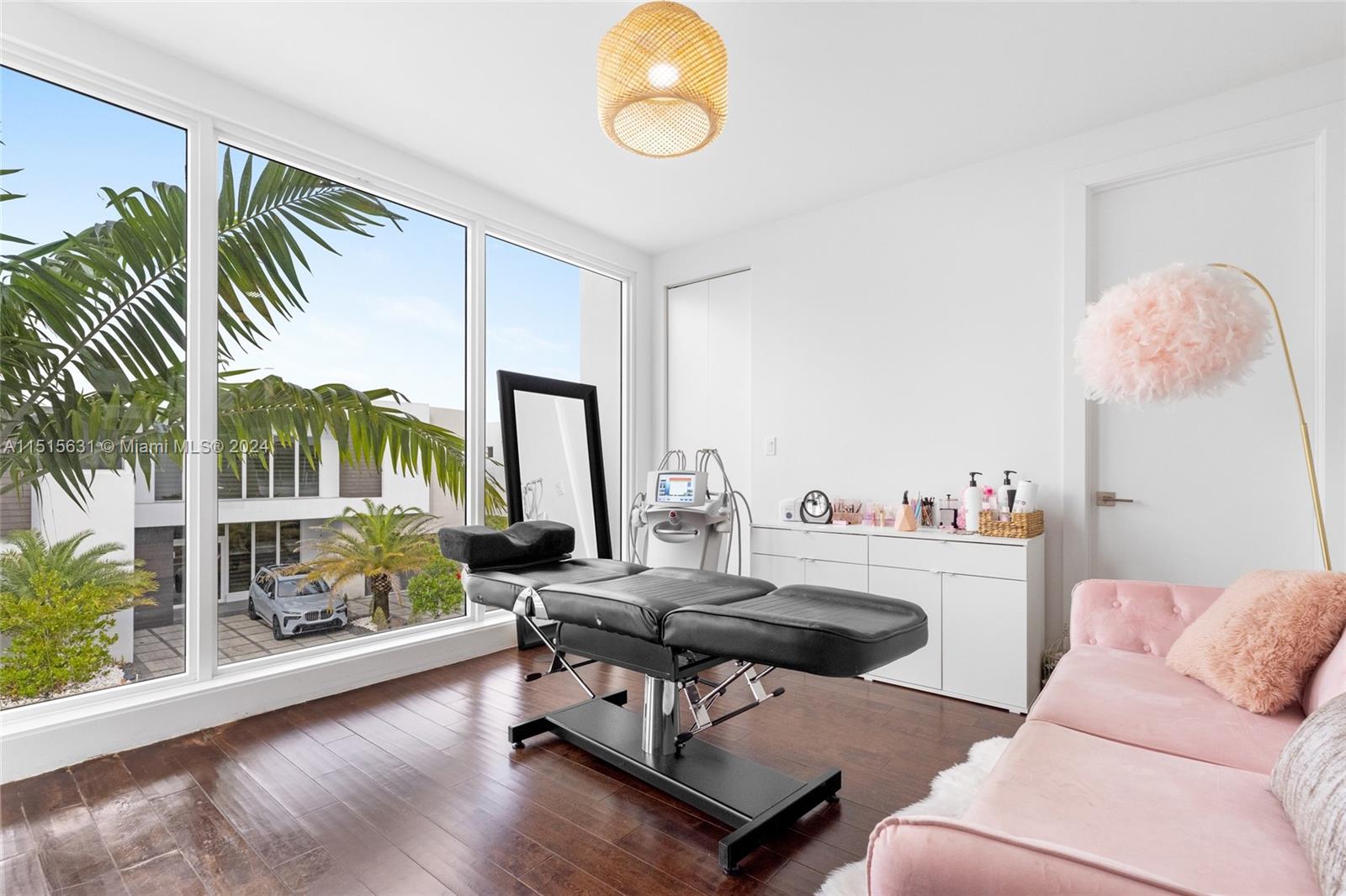DORAL COMMONS RESIDENTIAL - Residential