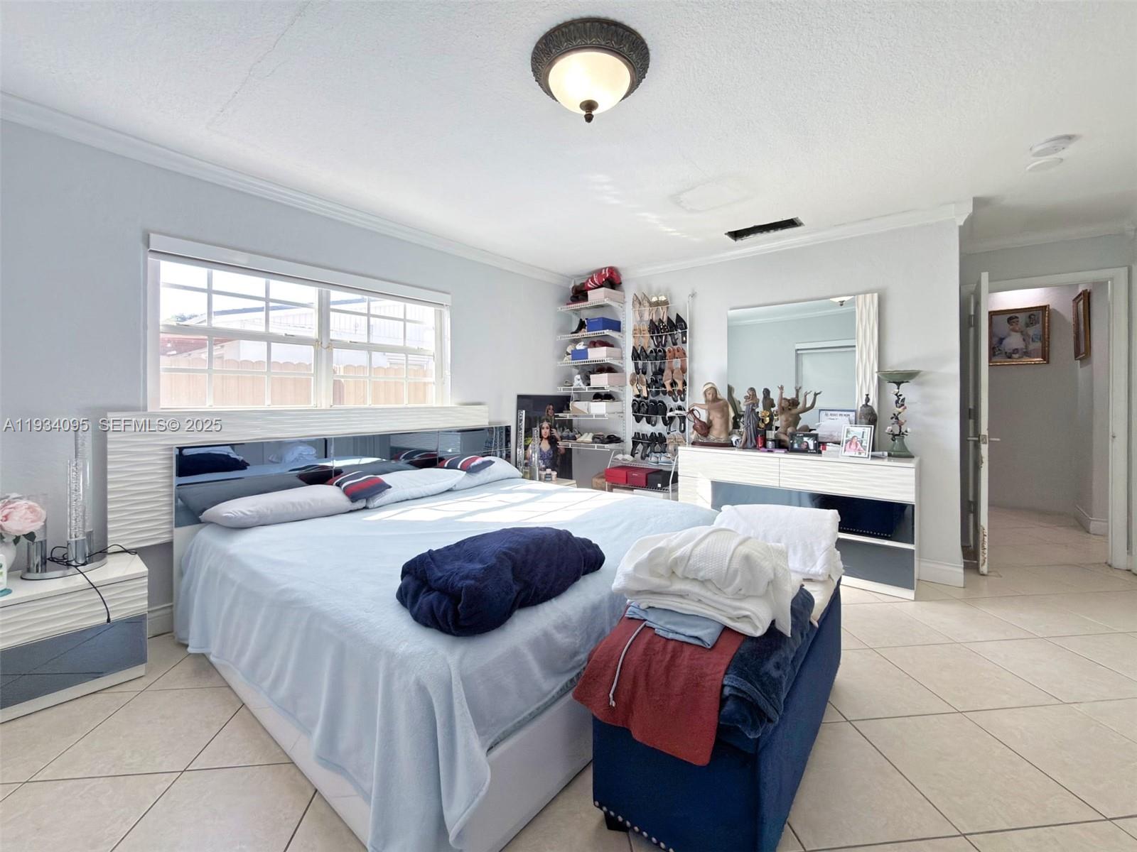 SOUTHERN ESTATES 13TH ADD - Residential