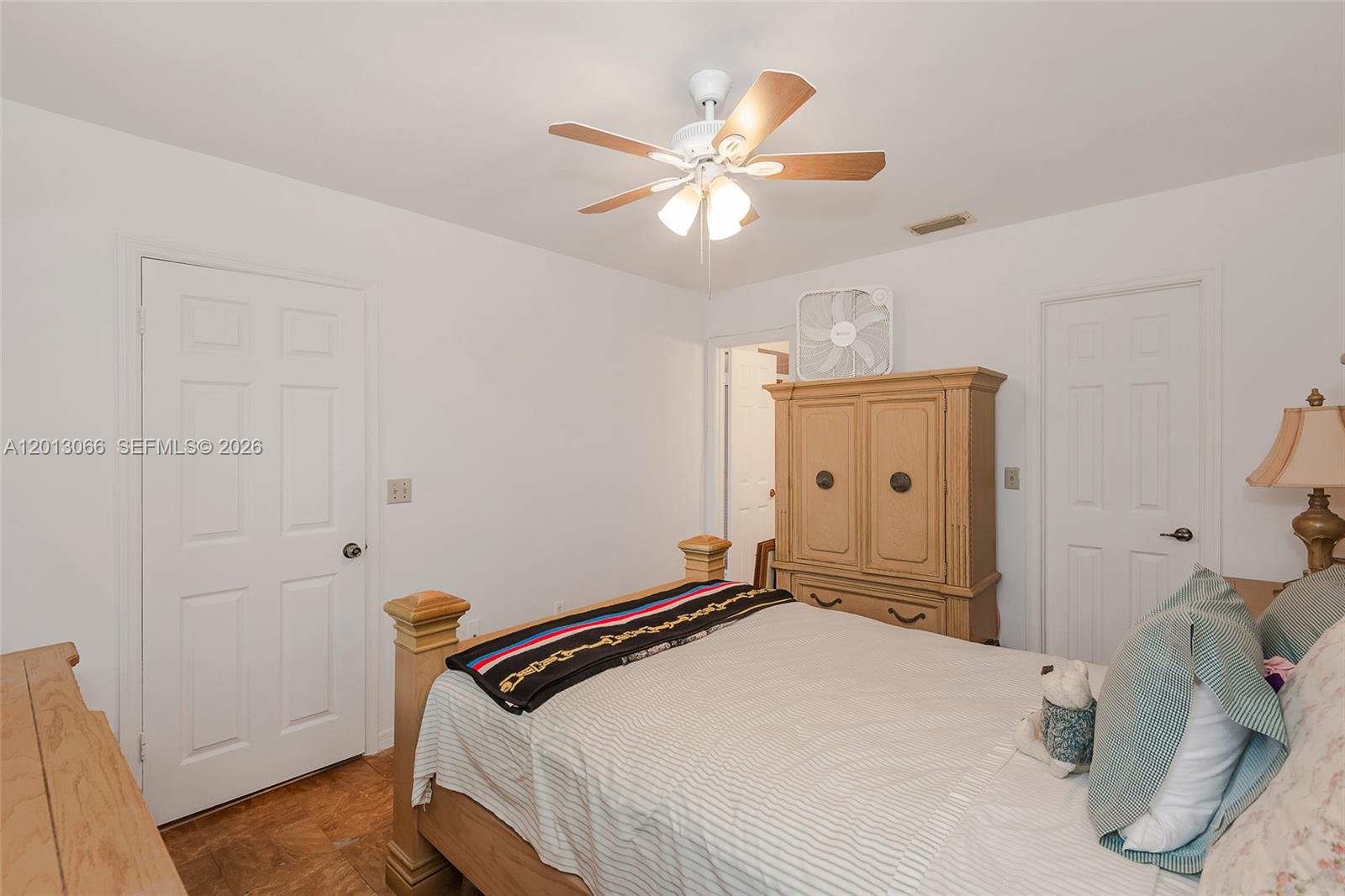 MONTEREY VILLAGE-ONE COND - Residential