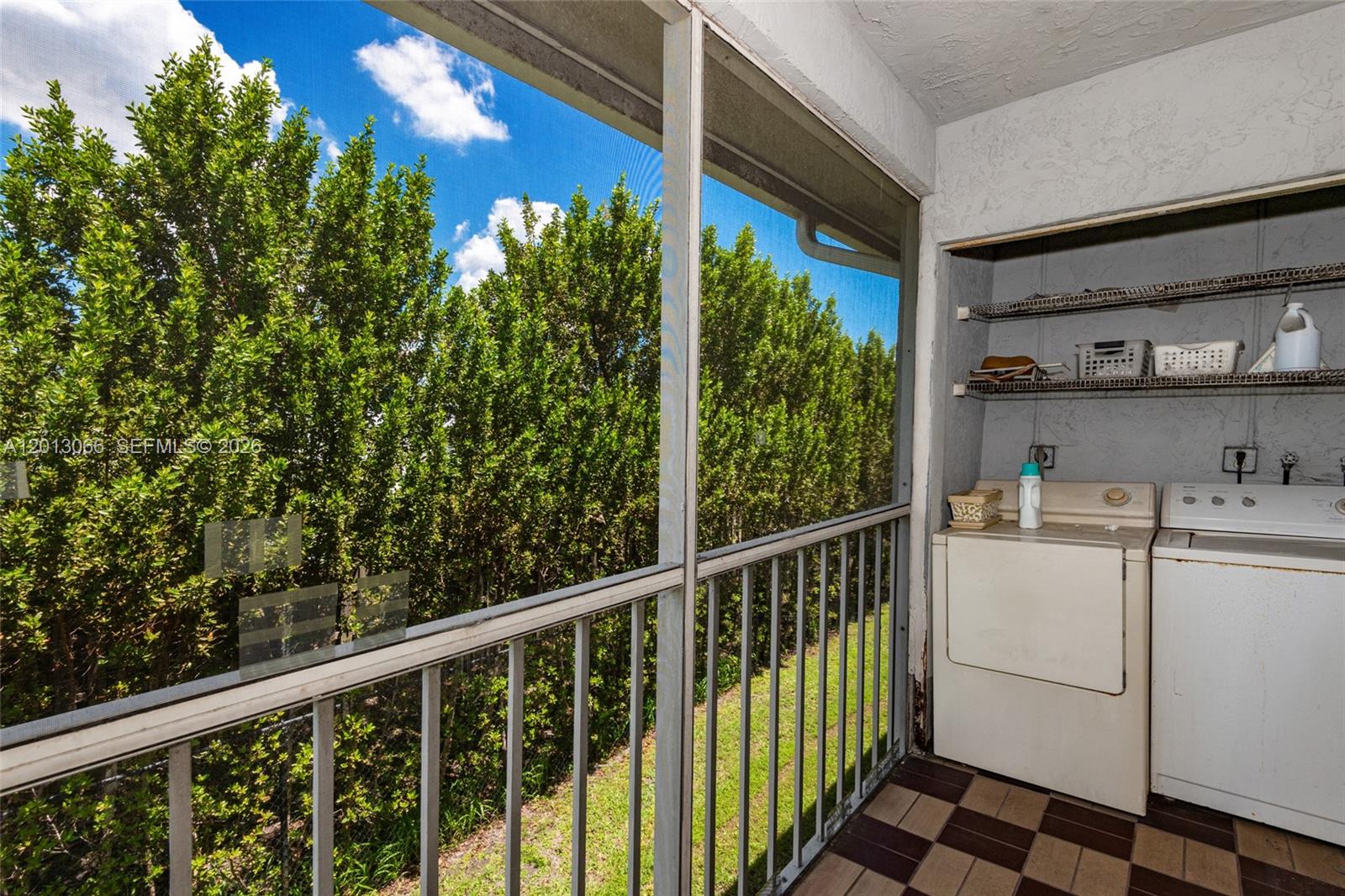 MONTEREY VILLAGE-ONE COND - Residential