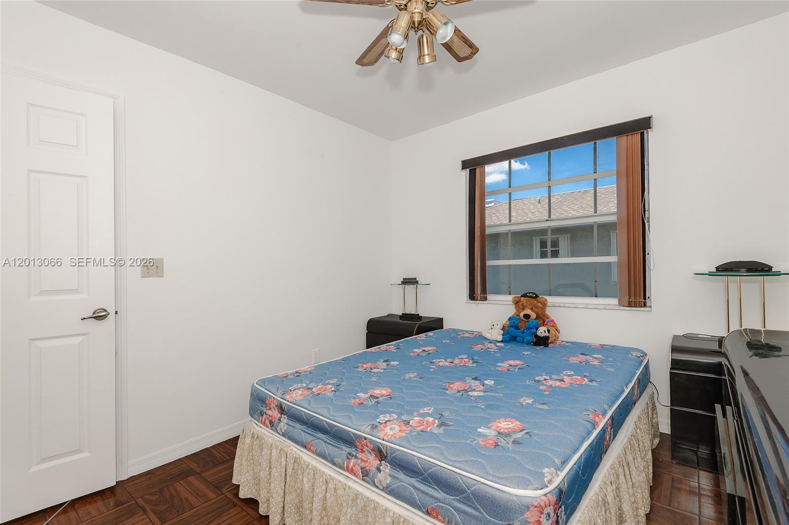 MONTEREY VILLAGE-ONE COND - Residential