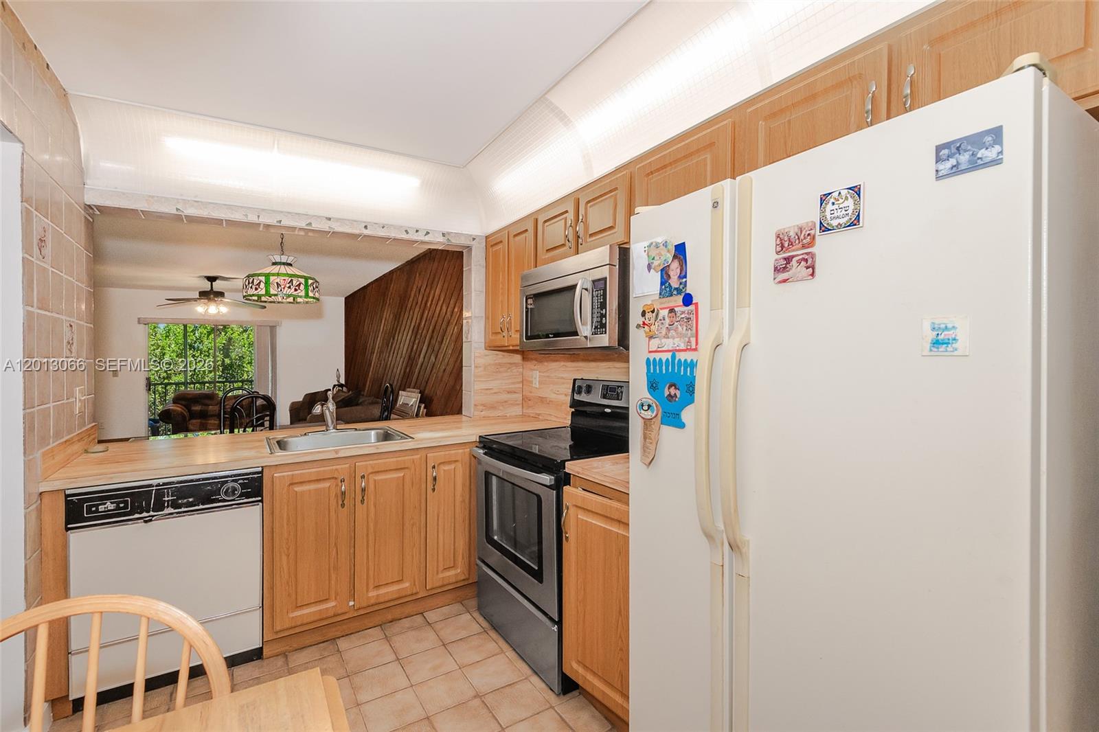 MONTEREY VILLAGE-ONE COND - Residential