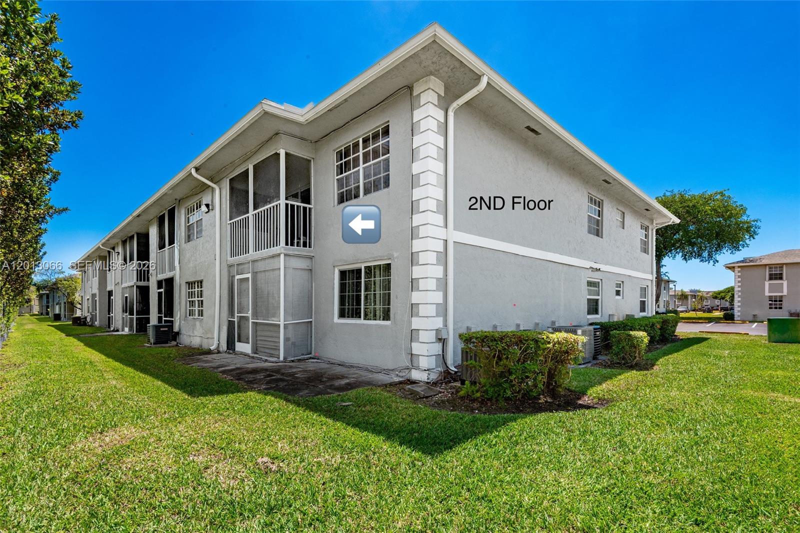 MONTEREY VILLAGE-ONE COND - Residential