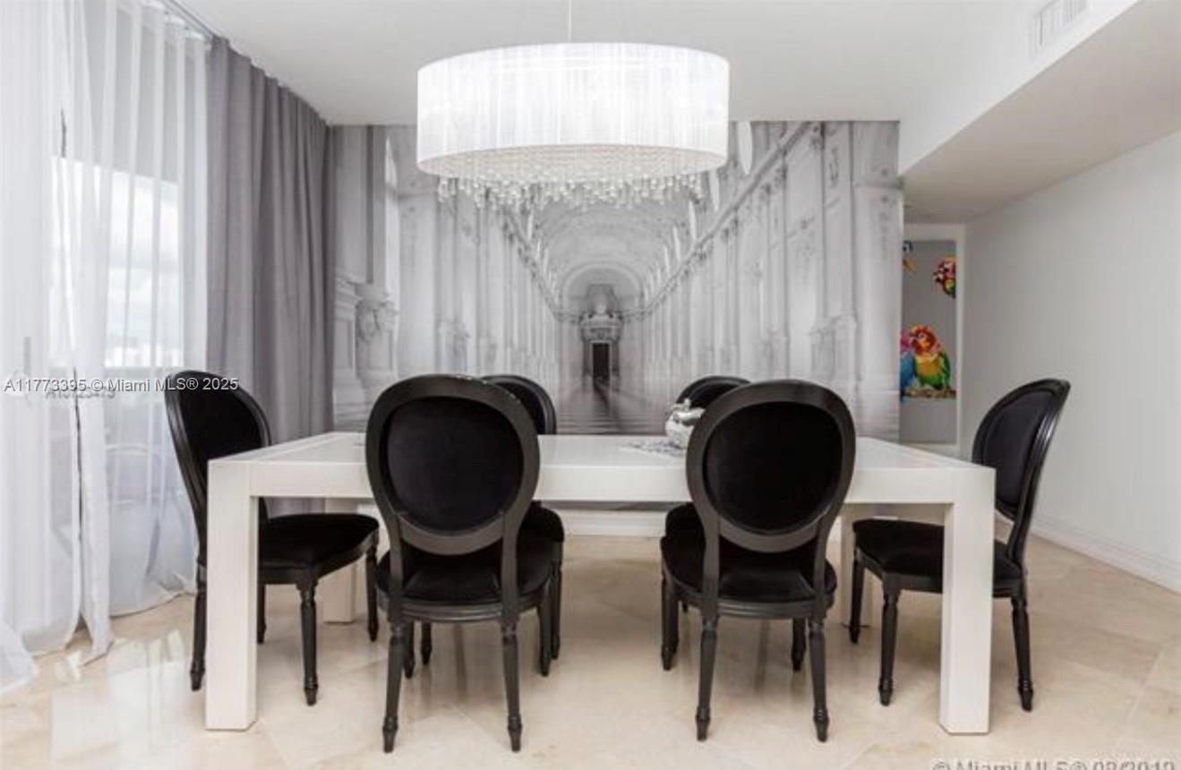 THE PINNACLE CONDO - Residential Lease