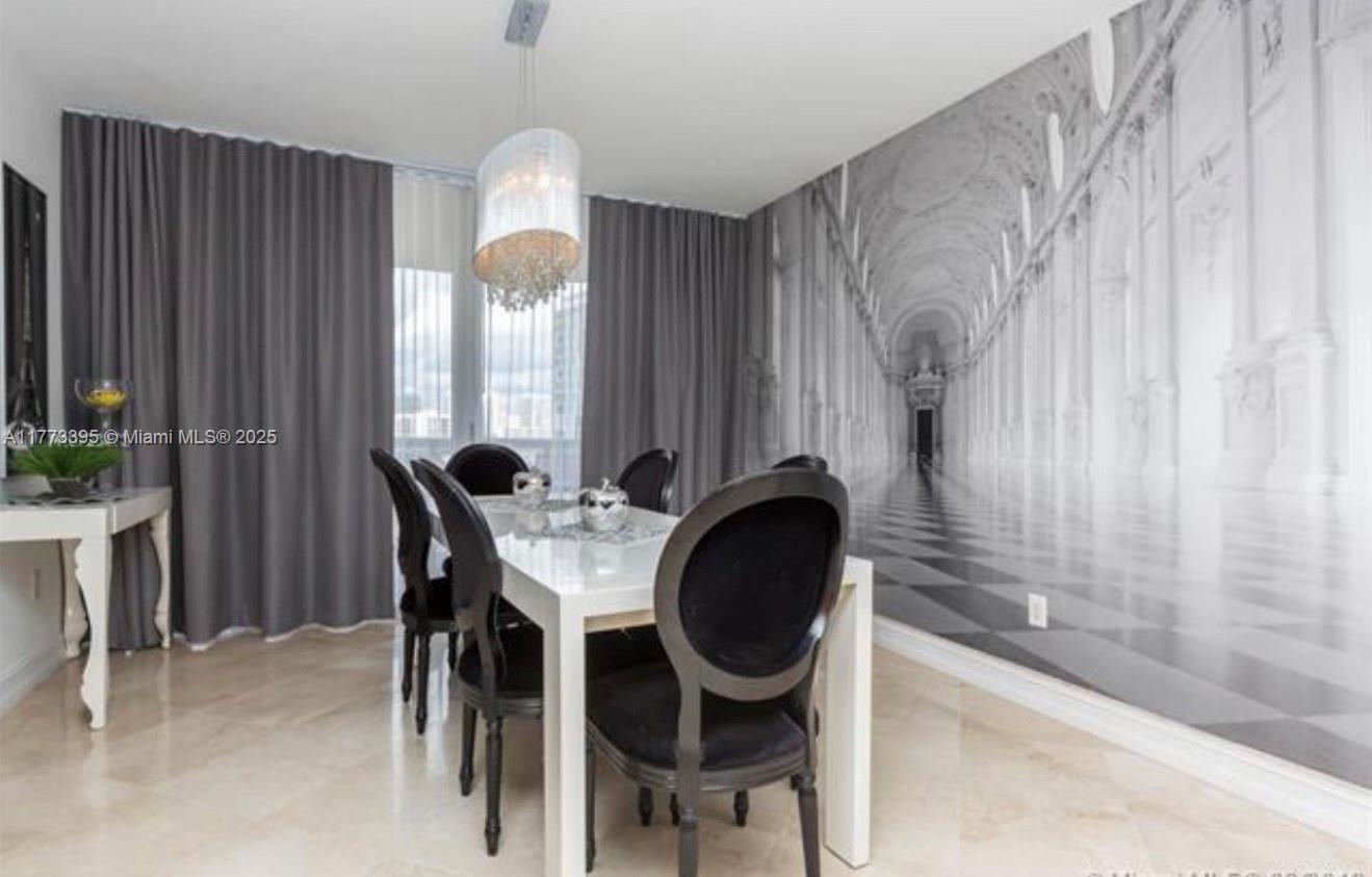 THE PINNACLE CONDO - Residential Lease