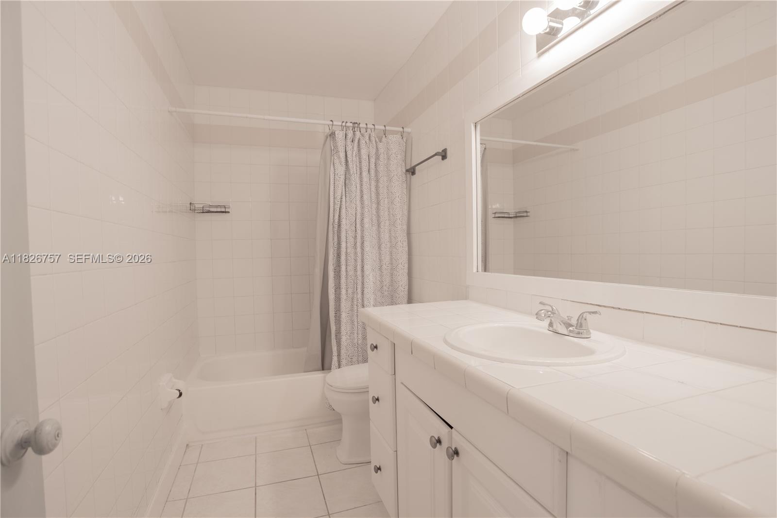 CAMELOT TWO CONDO - Residential