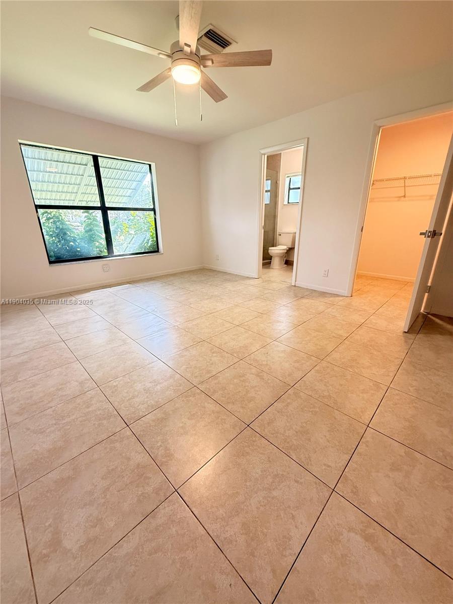 COLLINS PARC - Residential Lease