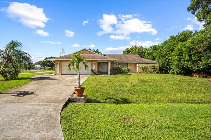 Welcome to this well-maintained single-family home offering 3 bedrooms, 2 bathrooms,  with POOL and a bright open floor plan. The property features a comfortable living area, a functional kitchen with plenty of cabinet space, and a large master suite with a walk-in closet. Enjoy a private backyard with room for outdoor activities and an attached garage for convenience. Located in a desirable area of Port St. Lucie, this home provides easy access to shopping, dining, schools, parks, and major highways, including I-95 and the Florida Turnpike. MOVE-IN READY!
SELLER OFFERING CREDIT TOWARDS BUYERS CLOSING COSTS !