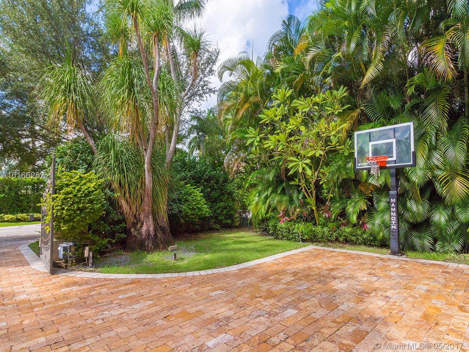 BAL HARBOUR RESIDENTIAL - Residential