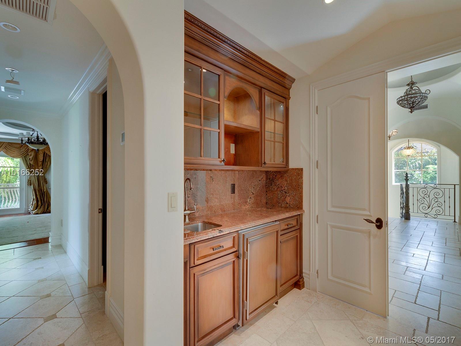 BAL HARBOUR RESIDENTIAL - Residential