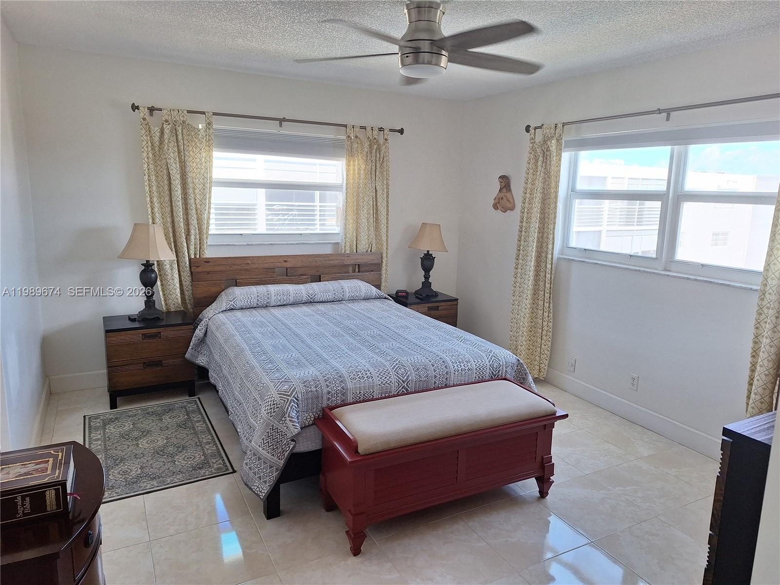 MEADOWBROOK LAKES CONDO - Residential