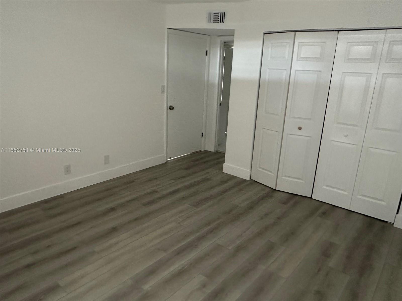 GATELAND VILLAGE SEC C CO - Residential