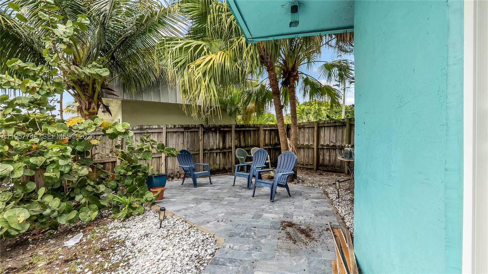 KIMBERLY LAKE VILLAS - Residential