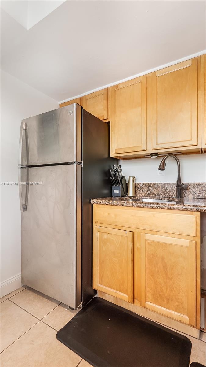 KIMBERLY LAKE VILLAS - Residential